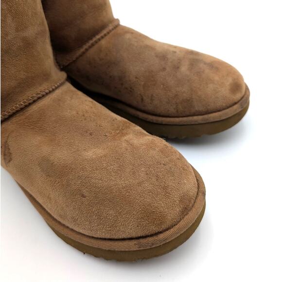 UGG Classic Tall Suede Sheepskin Winter Boots Women's Chestnut Size US6 EU37 - Picture 9 of 16